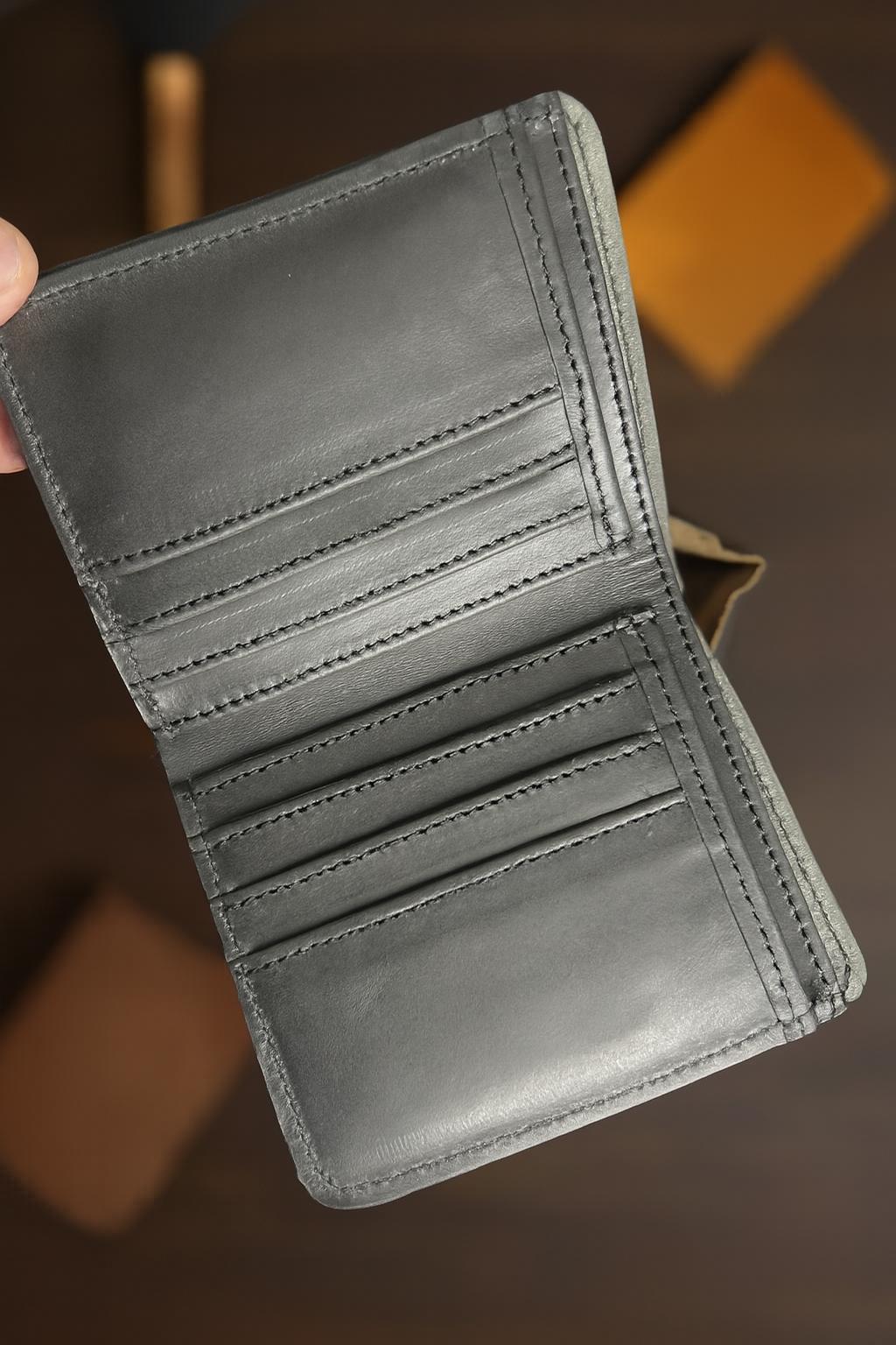 Meeras Handmade Black Colour Vertical Medium Wallet