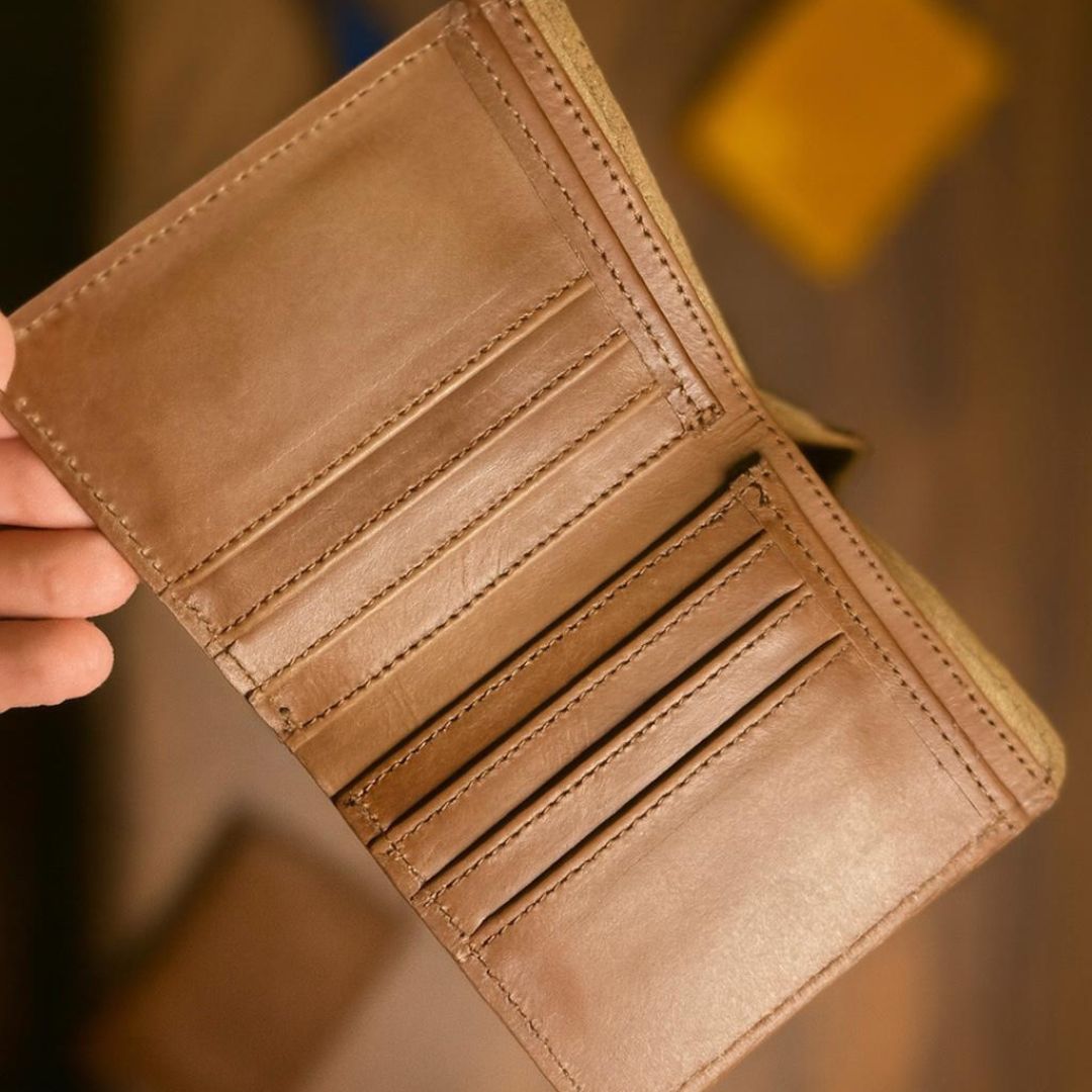 Meeras Handmade Brown Colour Vertical Medium Wallet