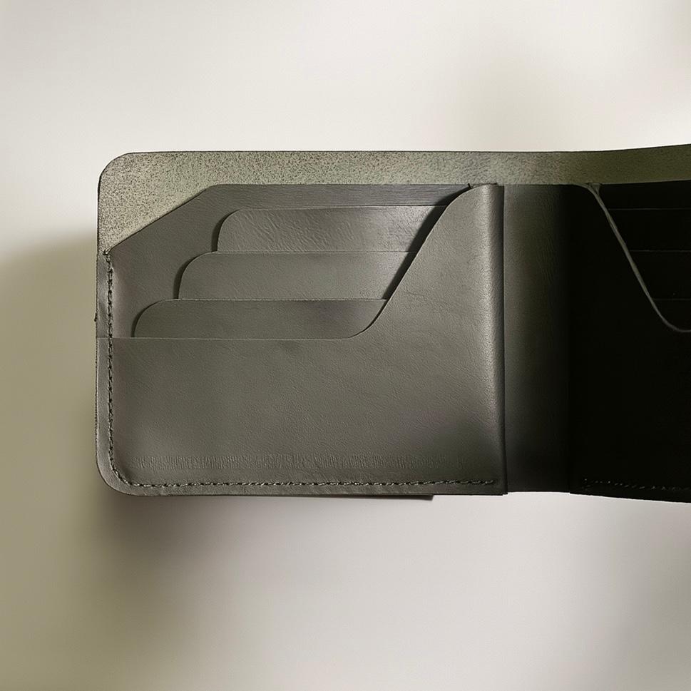 Meeras Handmade Black Colour BiFold Wallet