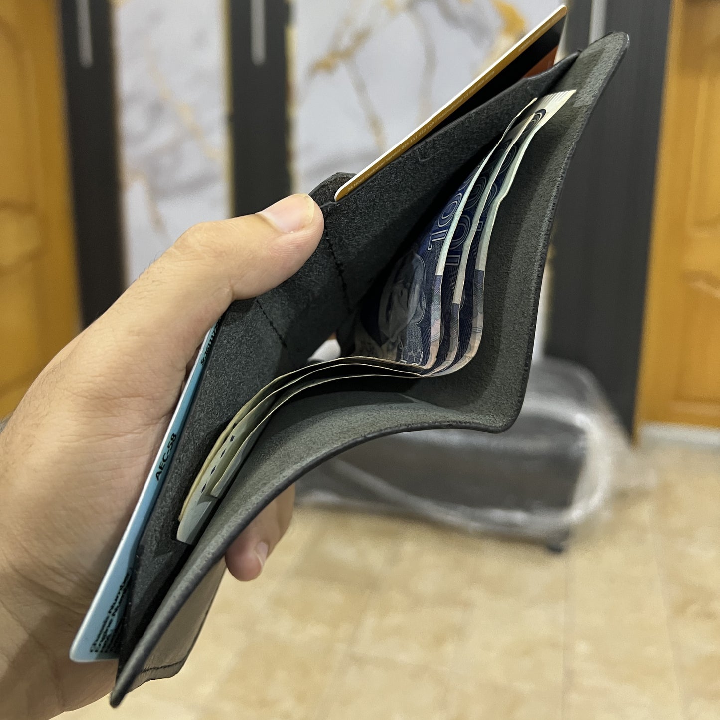 Meeras Handmade Black Colour BiFold Wallet