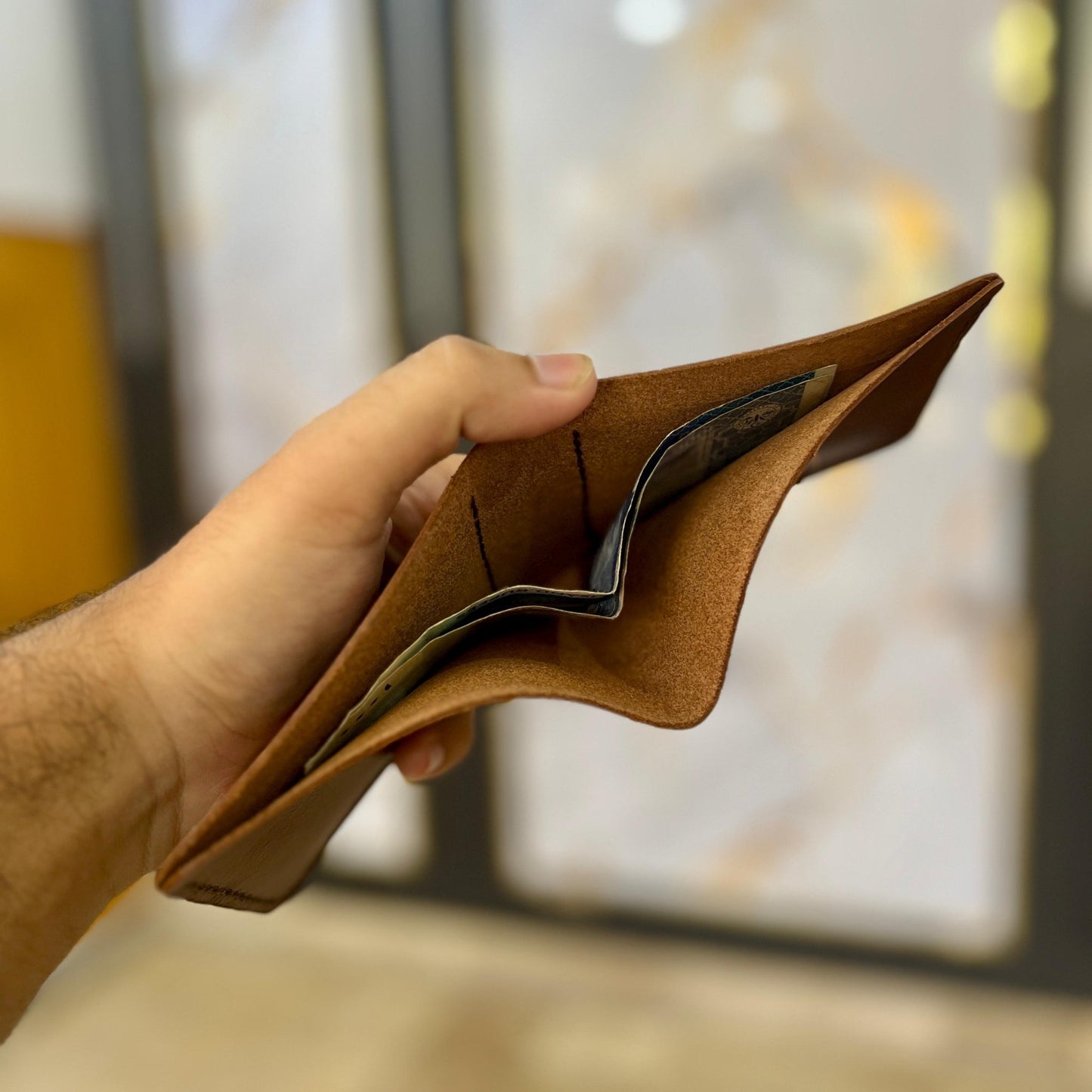 Meeras Handmade Bifold Wallet - The Classic Brown - Meeras Leather