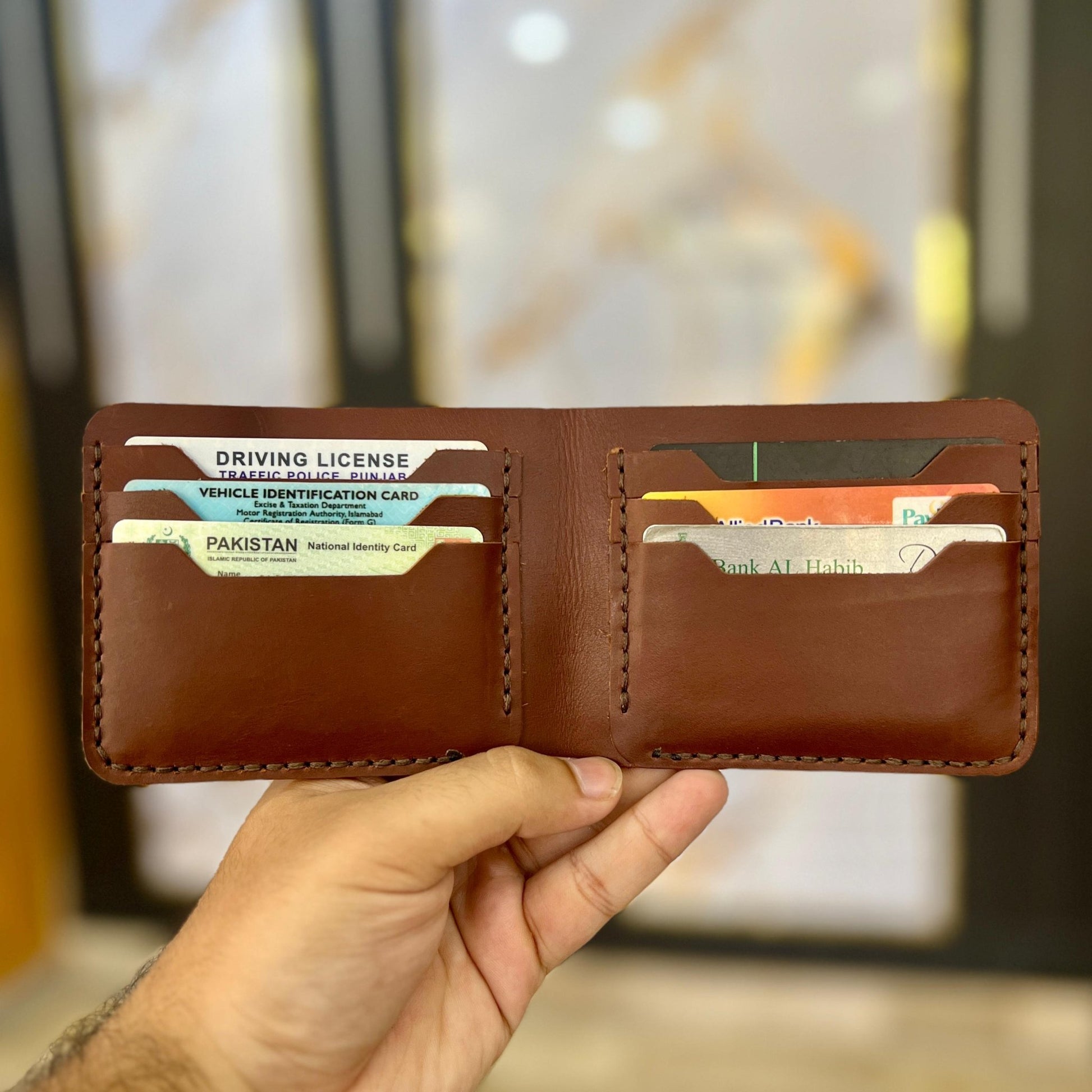 Meeras Handmade Bifold Wallet - The Classic Brown - Meeras Leather